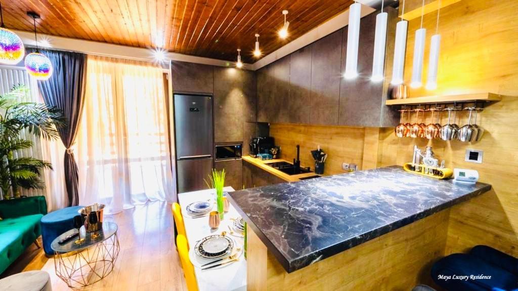 Maya Luxury Residence โปยานาบราซอฟ ภายนอก รูปภาพ